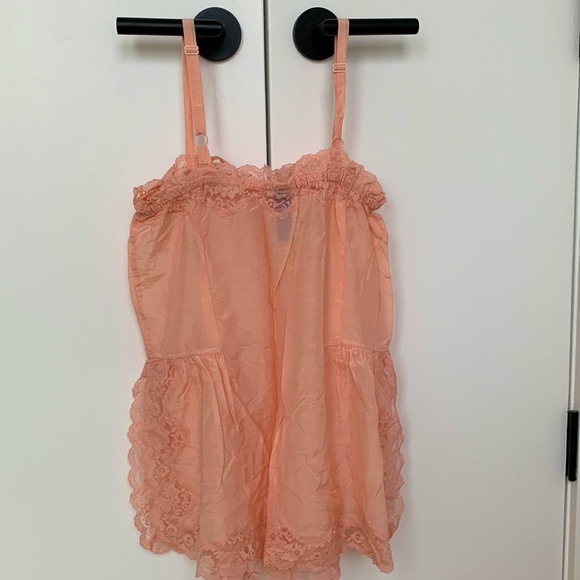 🦄 Sophie & Me coral top with lace trim - Picture 4 of 10